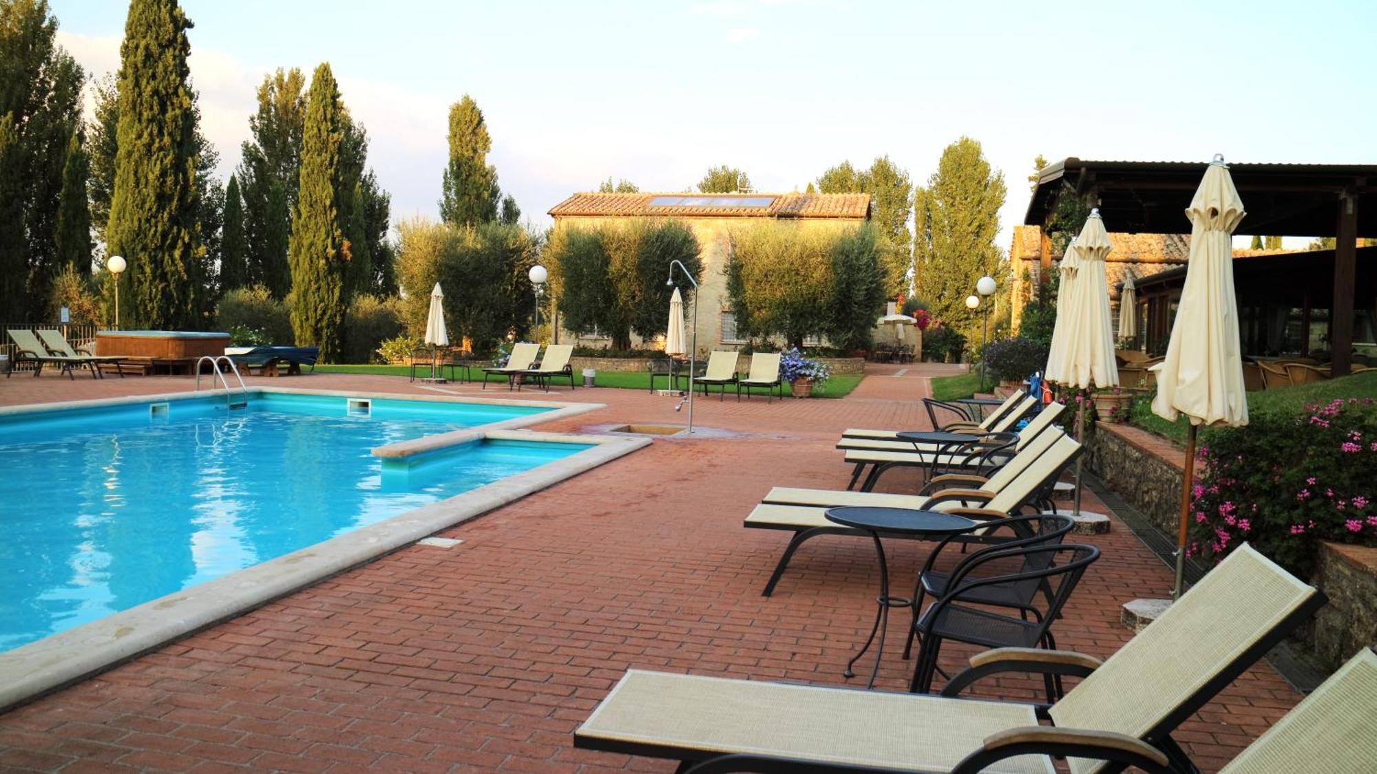 Agriturismo La Sovana Сартеано Экстерьер фото