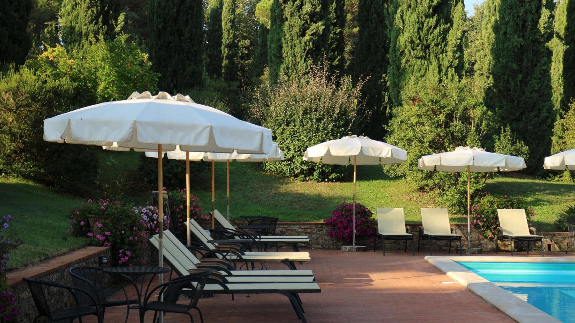 Agriturismo La Sovana Сартеано Экстерьер фото