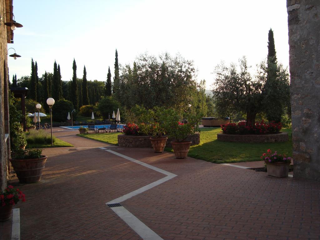 Agriturismo La Sovana Сартеано Экстерьер фото