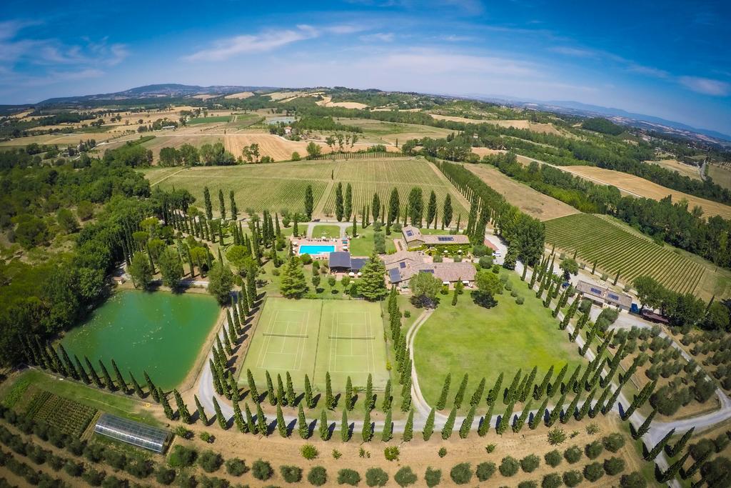 Agriturismo La Sovana Сартеано Экстерьер фото