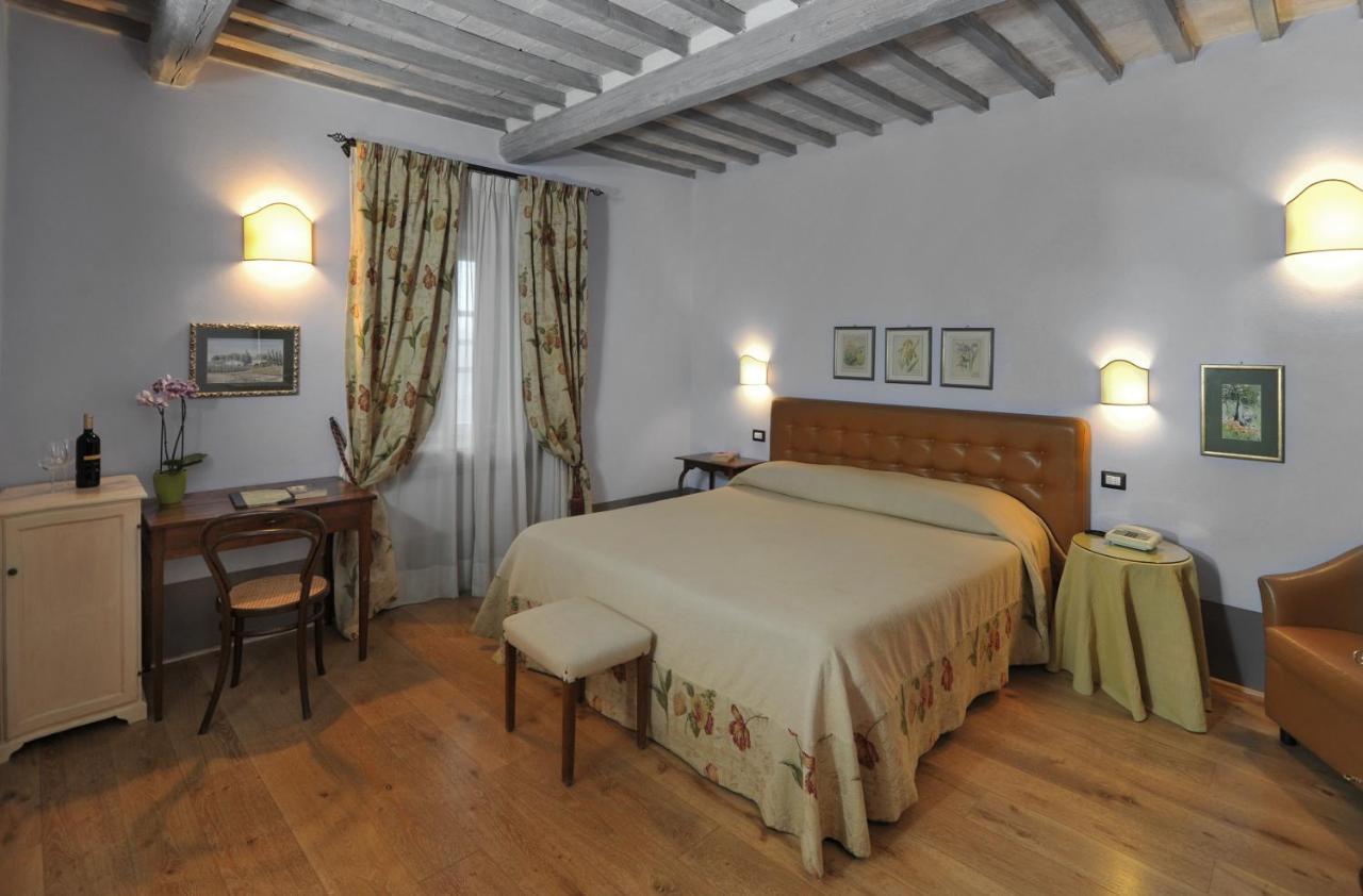 Agriturismo La Sovana Сартеано Экстерьер фото