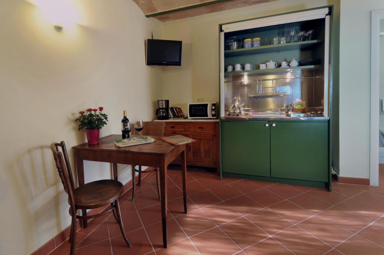 Agriturismo La Sovana Сартеано Экстерьер фото